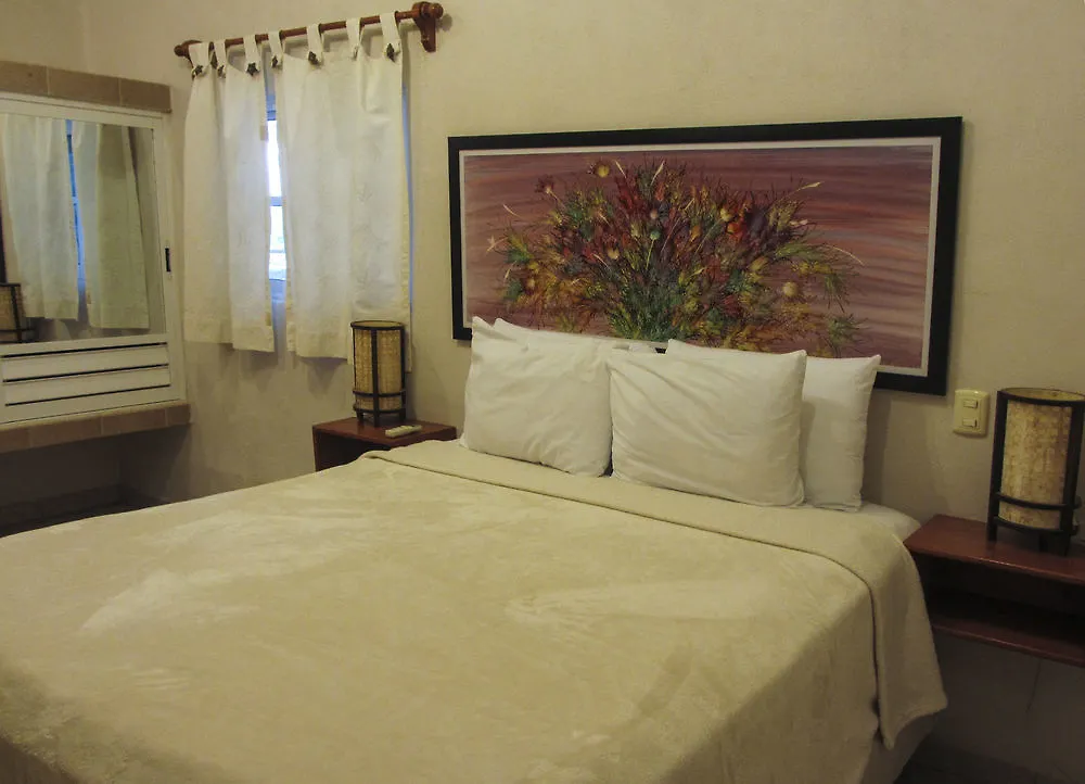 Quinta Margarita - Boho Chic Hotel Playa del Carmen Mexico